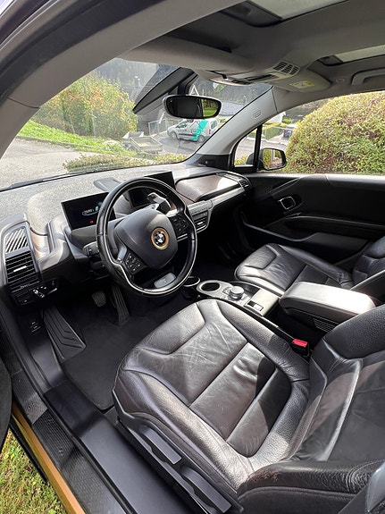 BMW i3 9 of 24