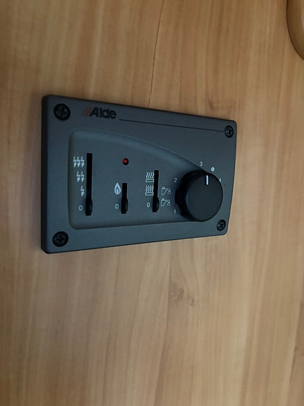 Adria Adora 552 UK 6 of 25