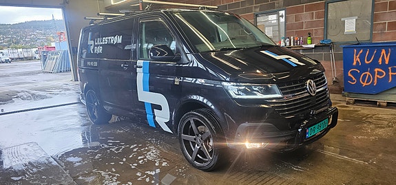 Volkswagen Transporter 3 of 23