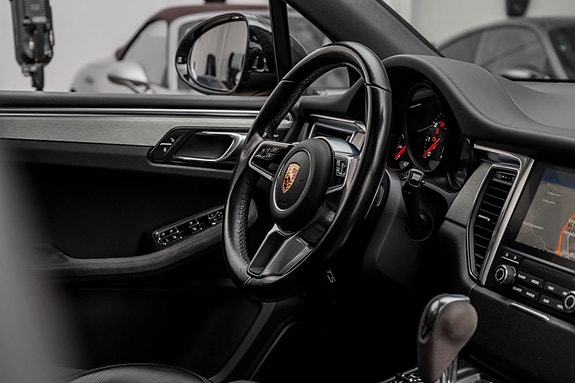 Porsche Macan GTS 23 of 30