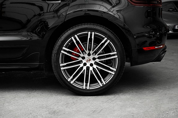 Porsche Macan GTS 9 of 30