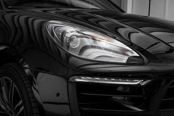 Porsche Macan GTS 5 of 30