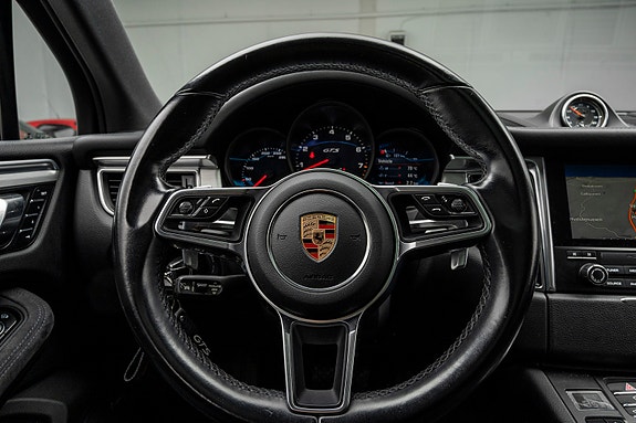 Porsche Macan GTS 25 of 30