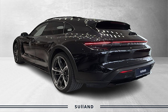 Porsche Taycan 2 of 30