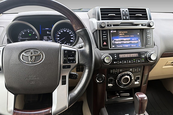 Toyota Land Cruiser 15 of 19