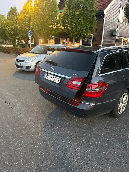 Mercedes-Benz E200 d 13 of 28
