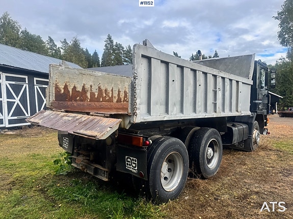 Volvo F10 6x2 Tippbil 7 of 28