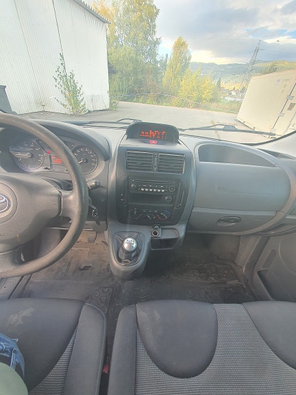 Toyota Proace 8 of 12