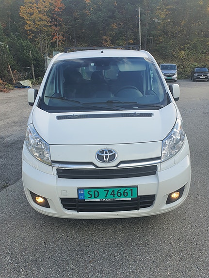 Toyota Proace 2 of 12