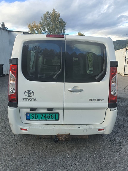 Toyota Proace 4 of 12