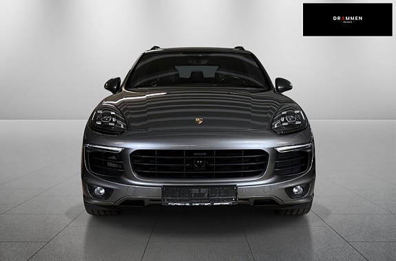 Porsche Cayenne S 2 of 27
