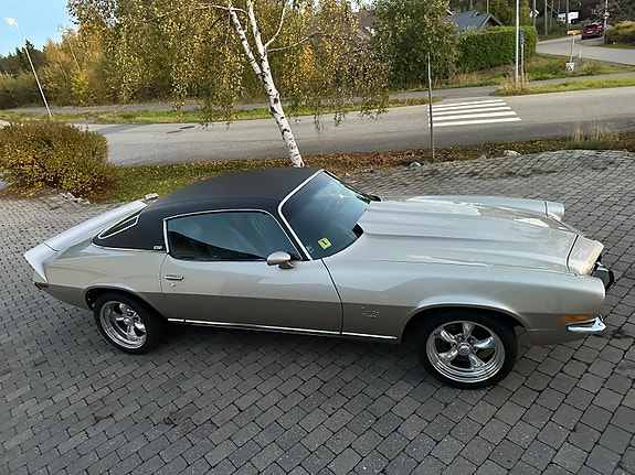 Chevrolet Camaro 2 of 23