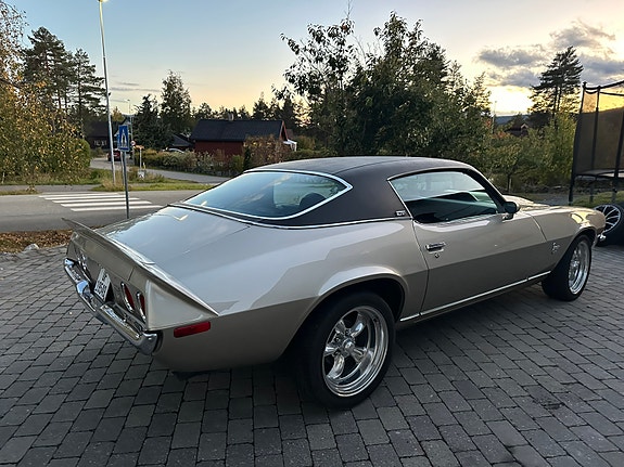 Chevrolet Camaro 5 of 23