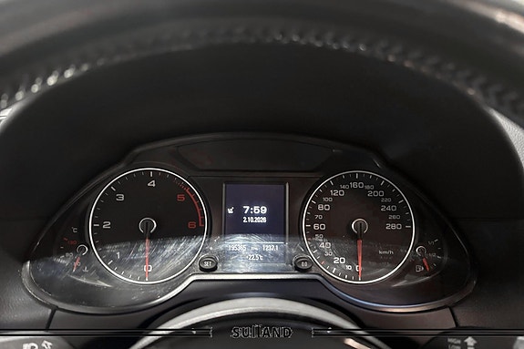 Audi Q5 12 of 24