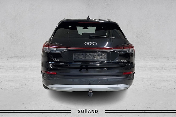 Audi Q4 e-tron 4 of 18
