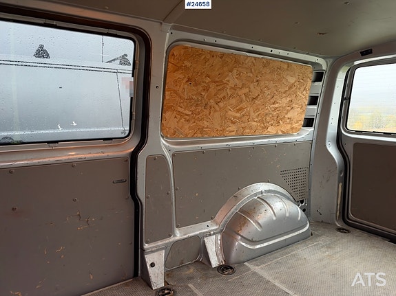 Volkswagen Transporter 23 of 30