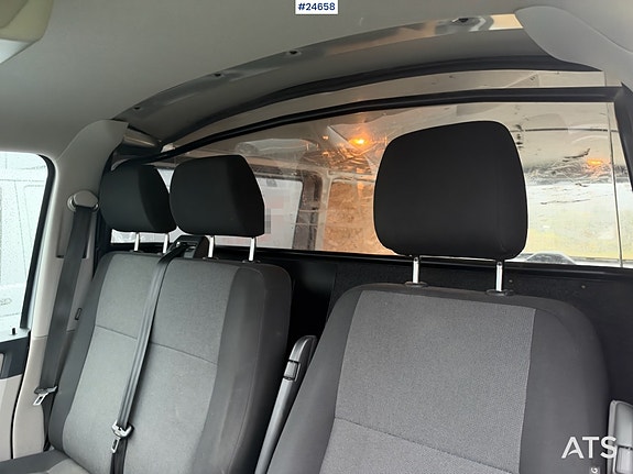 Volkswagen Transporter 29 of 30