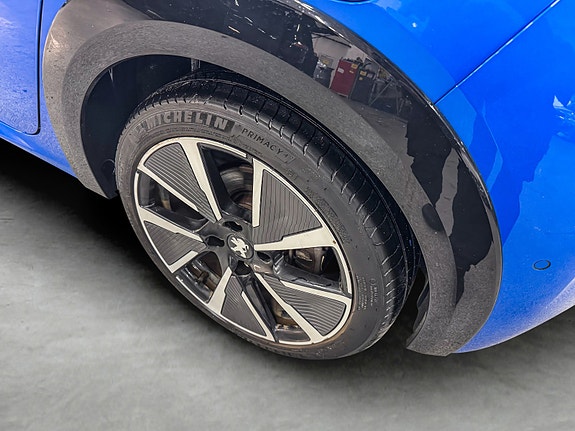 Peugeot 208 30 of 30