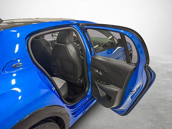 Peugeot 208 25 of 30