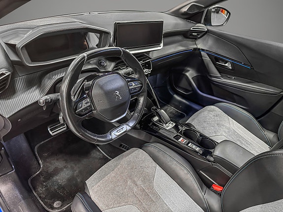 Peugeot 208 12 of 30