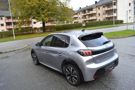 Peugeot 208 7 of 13
