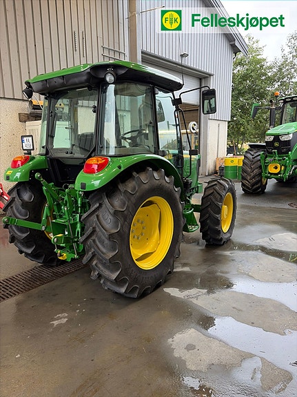 John Deere 5075E 15 of 22