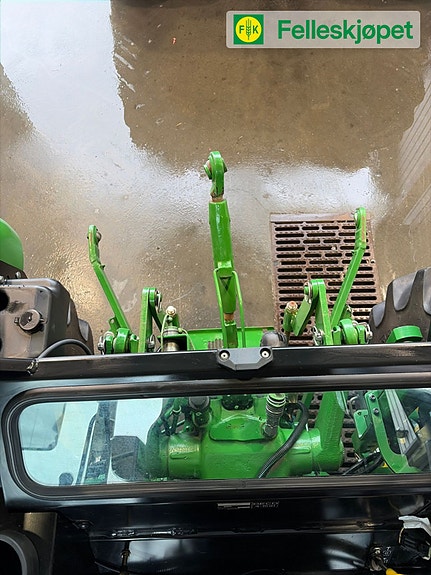 John Deere 5075E 11 of 22