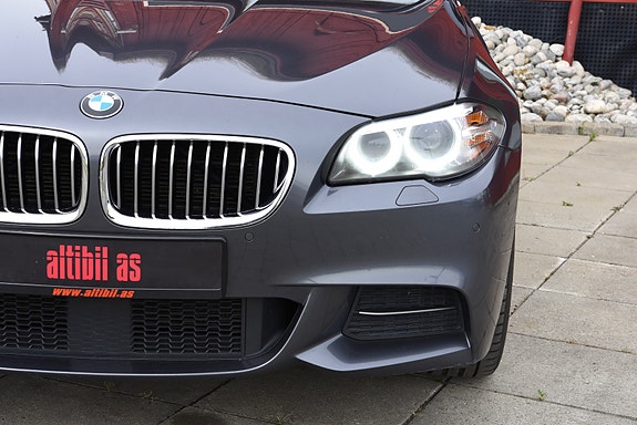 BMW 520d 4 of 30