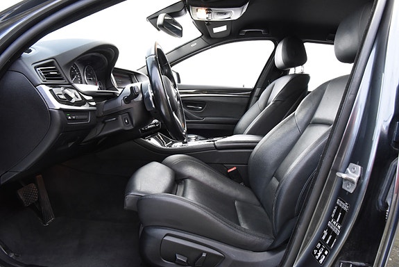 BMW 520d 15 of 30