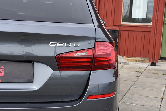 BMW 520d 11 of 30