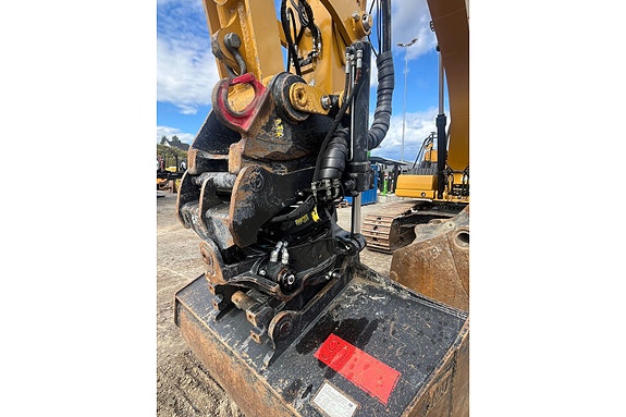 Cat 330-07C 12 of 30