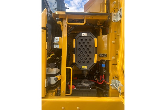 Cat 330-07C 20 of 30