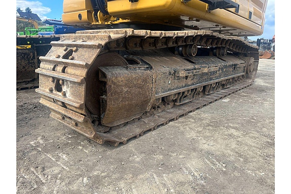 Cat 330-07C 16 of 30