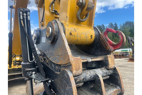 Cat 330-07C 13 of 30