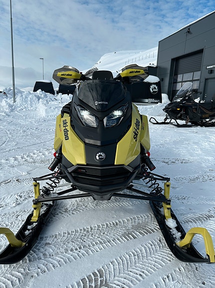 Ski-doo Backcountry X-RS 850 E-TEC Turbo R HUB 7 of 24