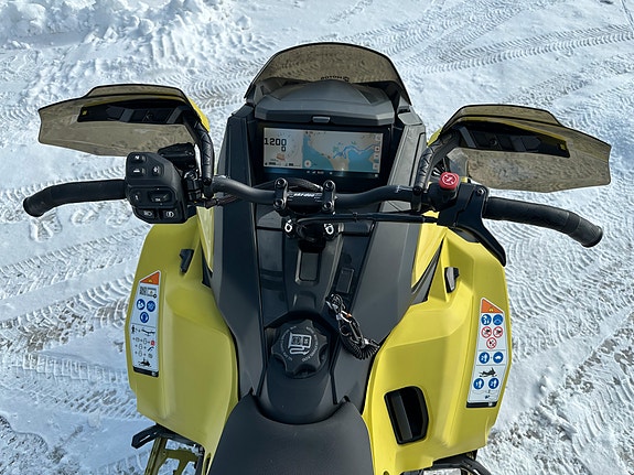 Ski-doo Backcountry X-RS 850 E-TEC Turbo R HUB 24 of 24