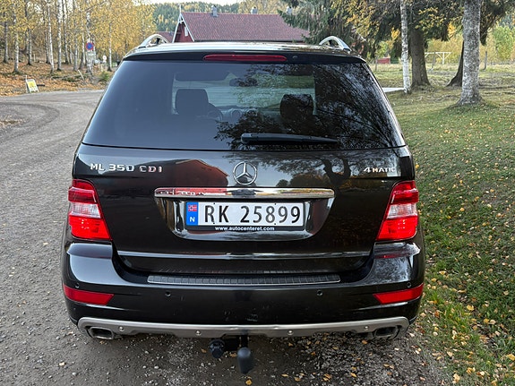 Mercedes-Benz ML350 6 of 30