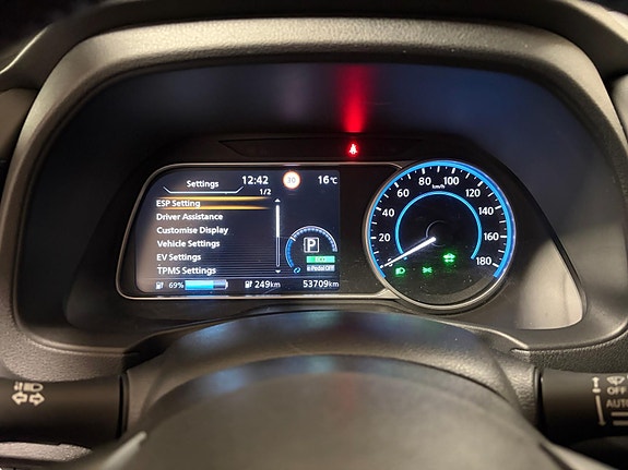 Nissan Leaf 17 of 28
