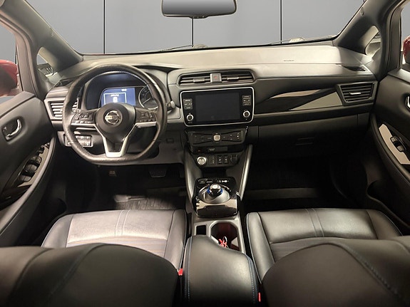 Nissan Leaf 16 of 28