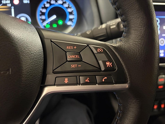 Nissan Leaf 14 of 28
