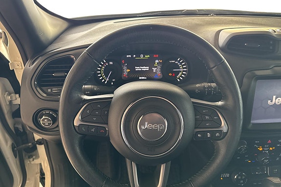 Jeep Renegade 9 of 25