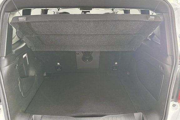 Jeep Renegade 5 of 25