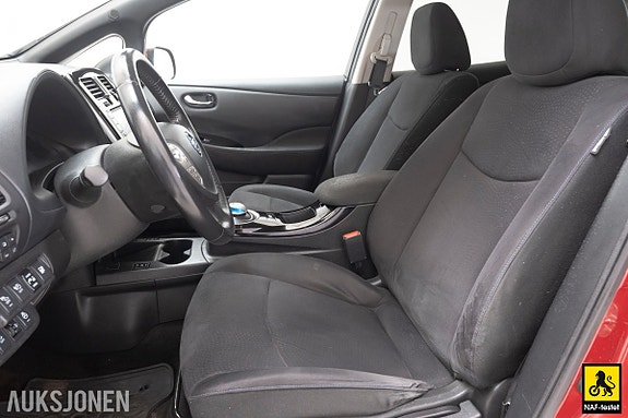 Nissan Leaf 12 of 30