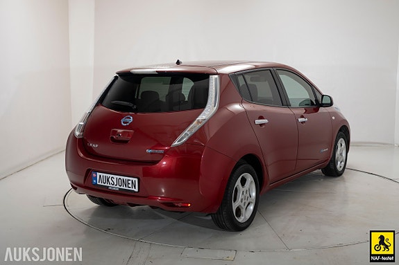 Nissan Leaf 4 of 30
