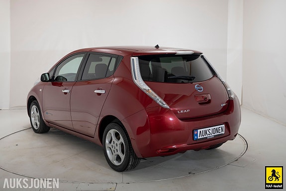 Nissan Leaf 6 of 30