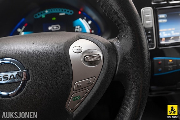 Nissan Leaf 26 of 30