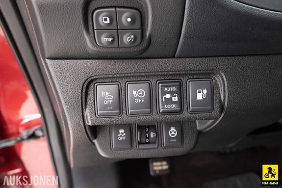 Nissan Leaf 10 of 30