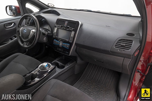 Nissan Leaf 14 of 30