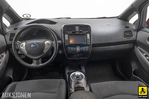 Nissan Leaf 30 of 30