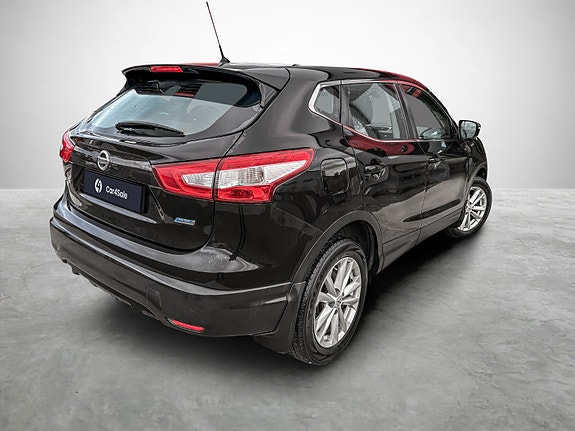 Nissan Qashqai 4 of 17